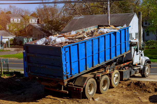 Best Garage Cleanout  in Comstock Park, MI