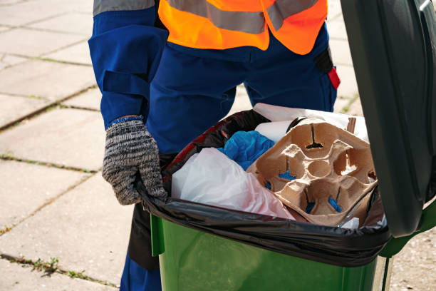 Best Furniture Removal  in Comstock Park, MI
