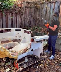 Best Construction Debris Removal  in Comstock Park, MI